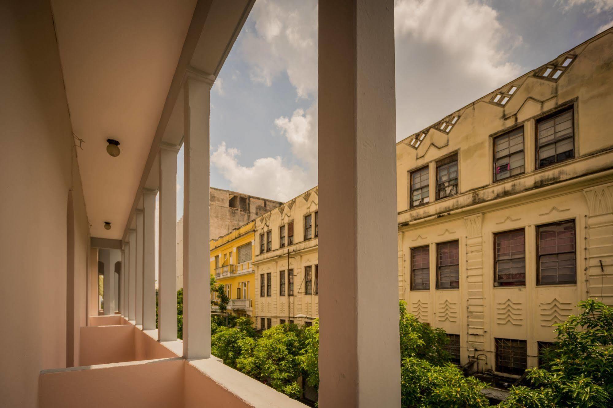 Hotel Panamerican Guatemala City Bagian luar foto